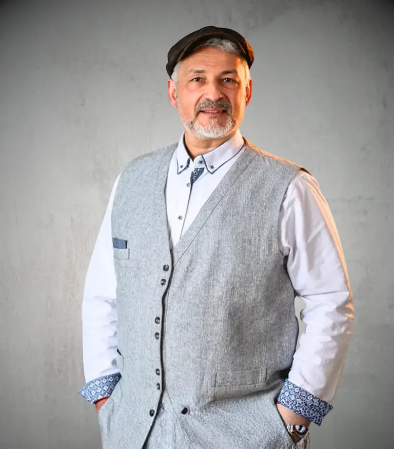 Ulrich Münchbach – Digitale Strukturen für den Mittelstand 1 Portrait von Ulrich Münchbach, Berater und Umsetzer für digitale Strukturen im Mittelstand